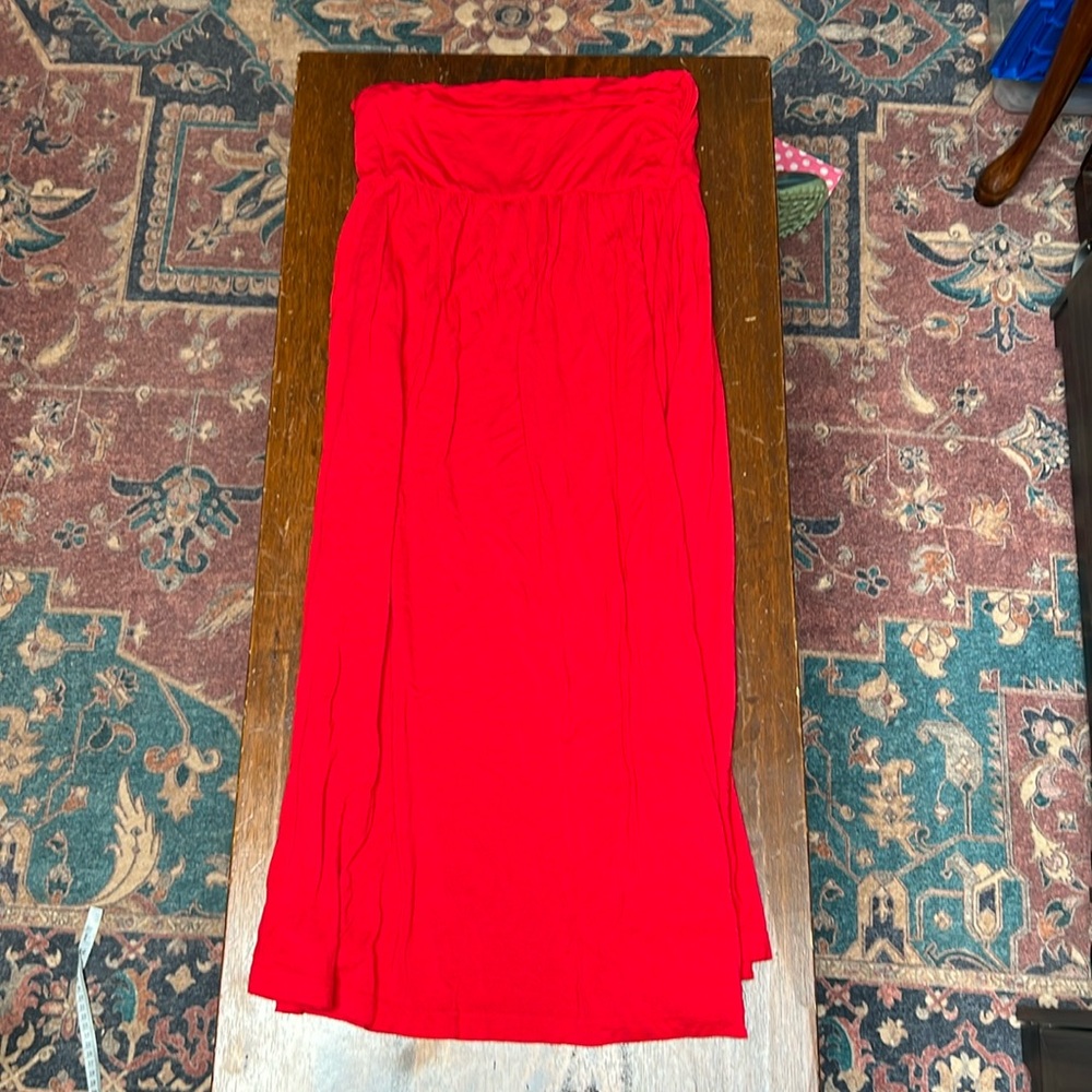 Flowy red skirt